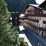 Edlinger Penzion 3*