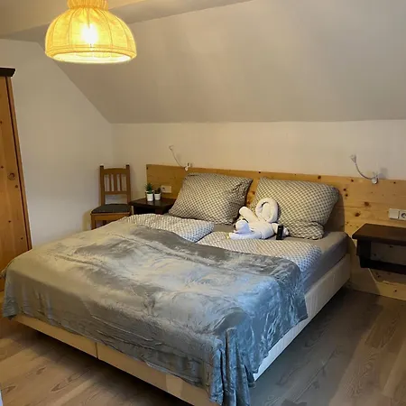 Edlinger Vendégház 3*